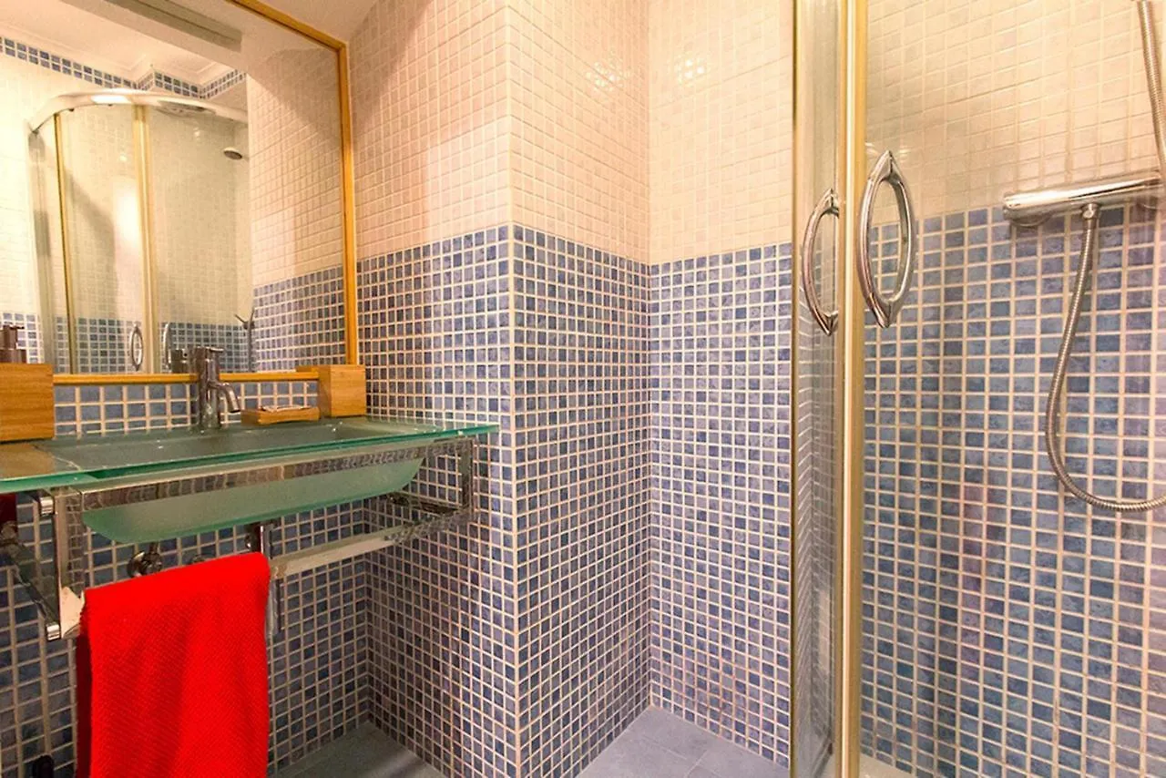 Cosy Chiado By Homing Apartment Lisbon