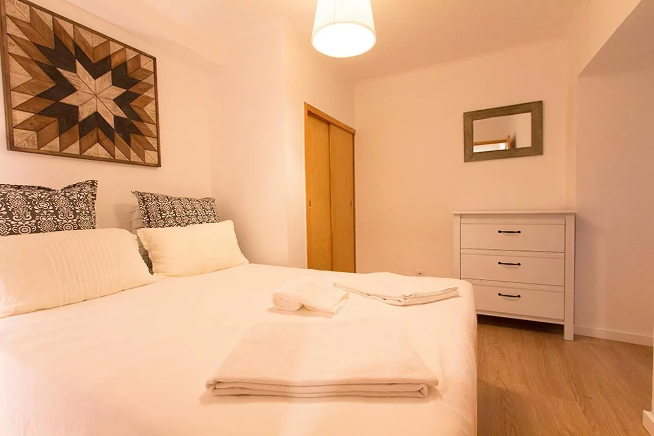 Cosy Chiado By Homing Apartment Lisbon